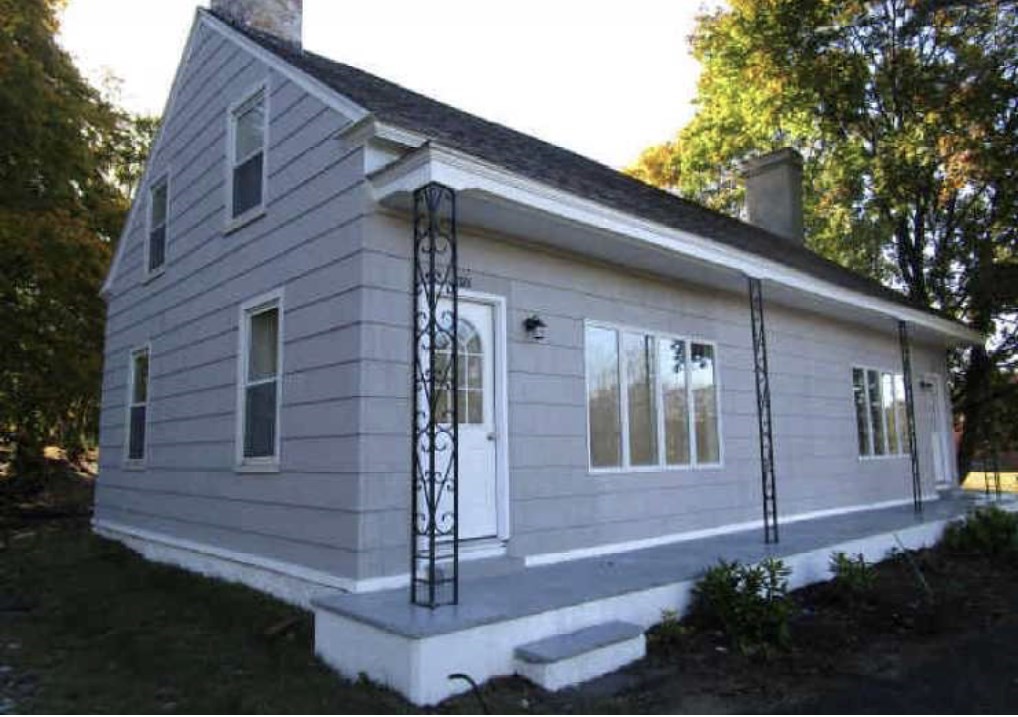 150-152 Mill Cir, Winchendon, Massachusetts, 5 Bedrooms Bedrooms, 11 Rooms Rooms,2 BathroomsBathrooms,Residential Income,For Sale,Mill Cir,73464004