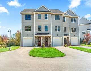 3 Lighthouse Cir, Salisbury, Massachusetts, 2 Bedrooms Bedrooms, 4 Rooms Rooms,1.5 BathroomsBathrooms,Residential,For Sale,Lighthouse Cir,73446793