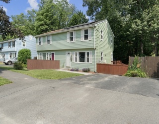68 Crest Circle, Worcester, Massachusetts, 3 Bedrooms Bedrooms, 6 Rooms Rooms,1.5 BathroomsBathrooms,Residential,For Sale,Crest Circle,73451937