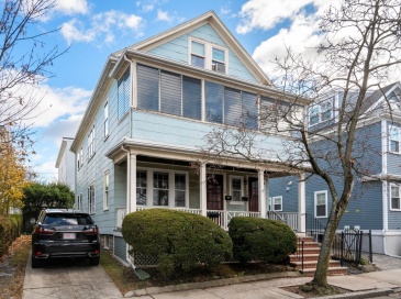 27 Boston Ave, Somerville, Massachusetts, 5 Bedrooms Bedrooms, 11 Rooms Rooms,2 BathroomsBathrooms,Residential Income,For Sale,Boston Ave,73456579