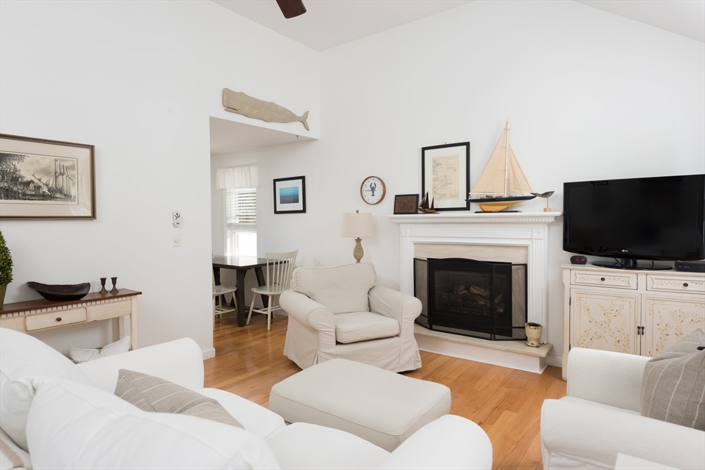 268 Bumps River, Barnstable, Massachusetts, 2 Bedrooms Bedrooms, 5 Rooms Rooms,1 BathroomBathrooms,Residential,For Sale,Bumps River,73439952