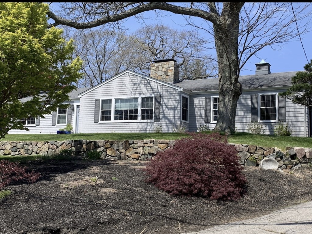 90 Linden Drive, Cohasset, Massachusetts, 3 Bedrooms Bedrooms, 6 Rooms Rooms,2.5 BathroomsBathrooms,Residential Lease,For Rent,Linden Drive,73464043
