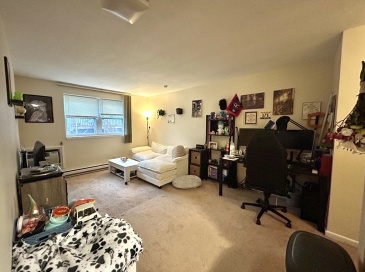 720 Bennington, Boston, Massachusetts, 1 Bedroom Bedrooms, 4 Rooms Rooms,1 BathroomBathrooms,Residential Lease,For Rent,Bennington,73464057