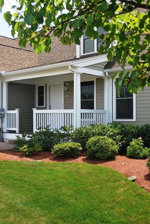 39 Country Hill Rd, Holden, Massachusetts, 3 Bedrooms Bedrooms, 7 Rooms Rooms,2 BathroomsBathrooms,Residential Lease,For Rent,Country Hill Rd,73464084