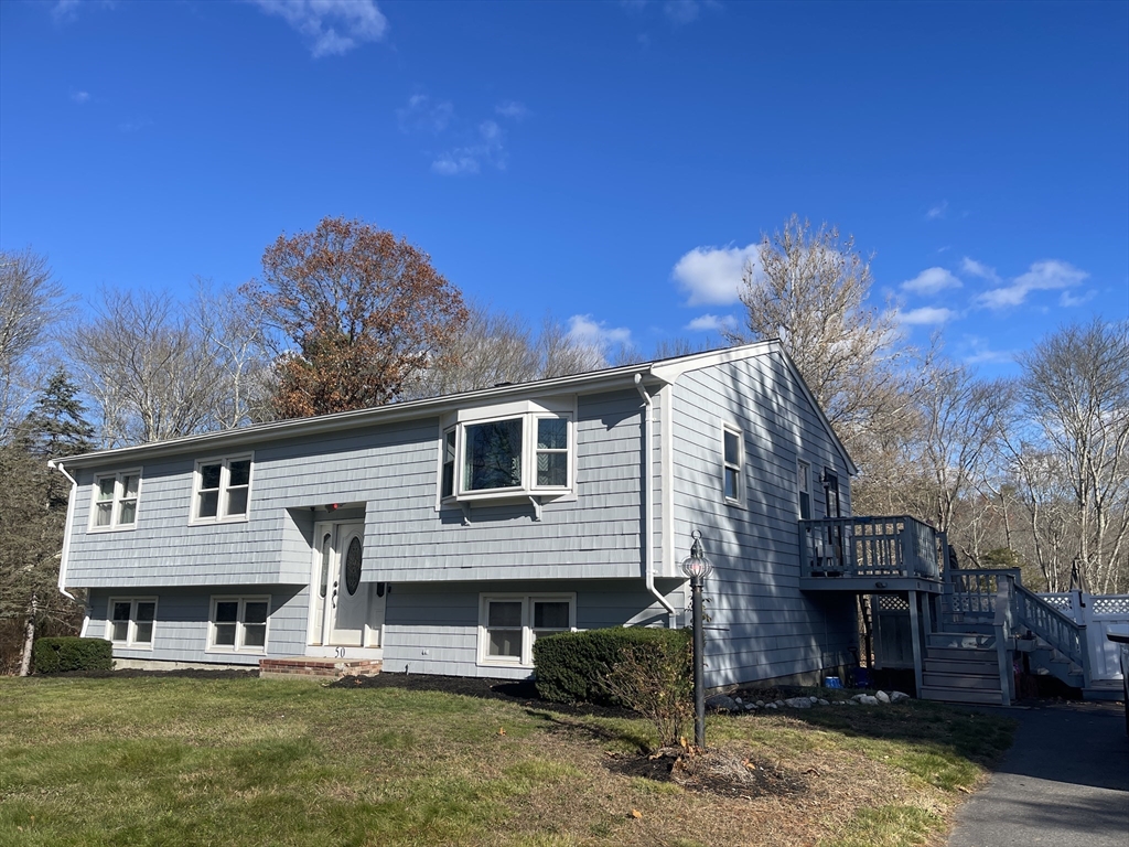 50 Cross St, Lakeville, Massachusetts, 3 Bedrooms Bedrooms, 6 Rooms Rooms,1.5 BathroomsBathrooms,Residential,For Sale,Cross St,73464109