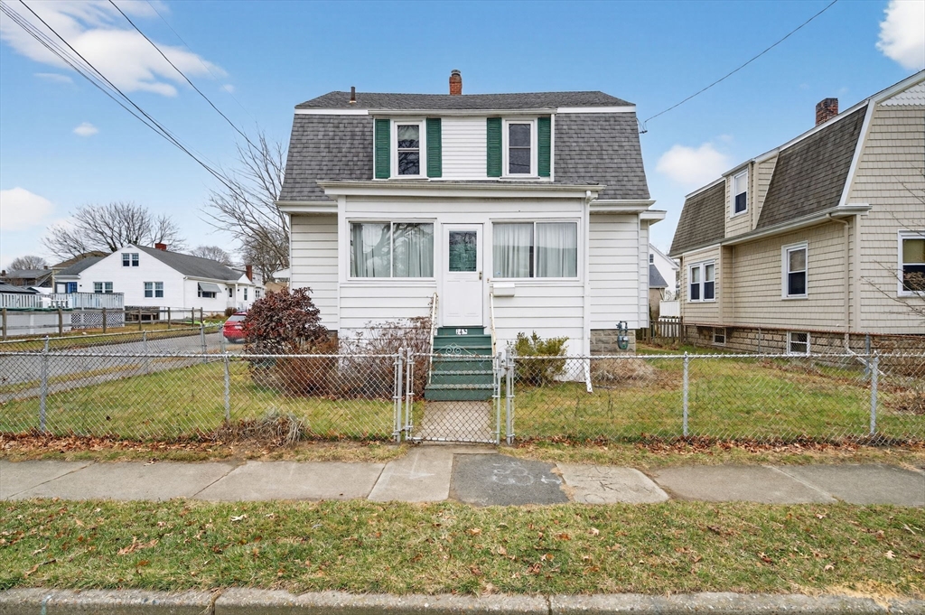 145 Pleasant Street, Fairhaven, Massachusetts, 3 Bedrooms Bedrooms, 6 Rooms Rooms,1.5 BathroomsBathrooms,Residential,For Sale,Pleasant Street,73464113