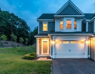 1 Evergreen Dr, Bellingham, Massachusetts, 2 Bedrooms Bedrooms, 5 Rooms Rooms,2.5 BathroomsBathrooms,Residential,For Sale,Evergreen Dr,73464117