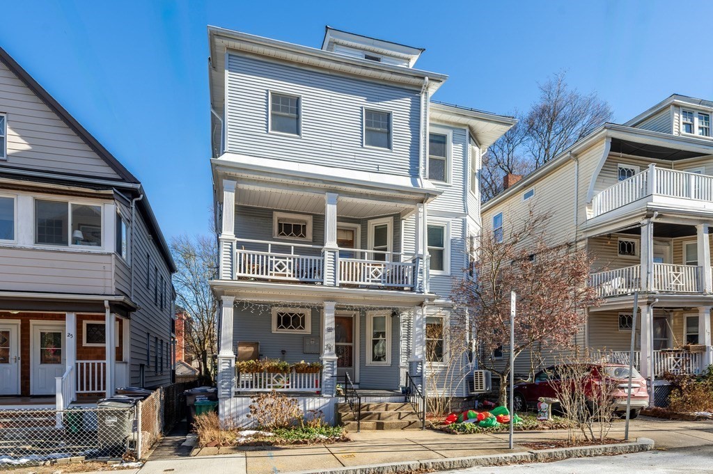 21 Ericsson St, Cambridge, Massachusetts, 2 Bedrooms Bedrooms, 5 Rooms Rooms,1 BathroomBathrooms,Residential Lease,For Rent,Ericsson St,73464129