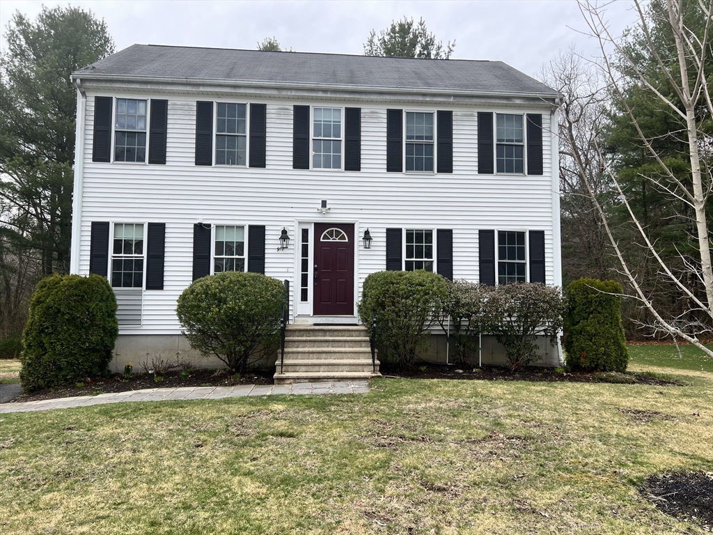 917 Dighton Woods Cir, Dighton, Massachusetts, 3 Bedrooms Bedrooms, 5 Rooms Rooms,1.5 BathroomsBathrooms,Residential,For Sale,Dighton Woods Cir,73436637