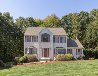 60 Tyler Dr, Uxbridge, Massachusetts, 3 Bedrooms Bedrooms, 8 Rooms Rooms,2.5 BathroomsBathrooms,Residential,For Sale,Tyler Dr,73457840