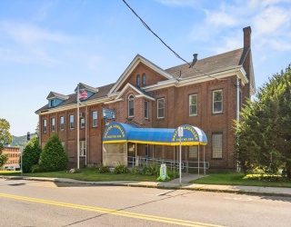 190-192 Pleasant St, Easthampton, Massachusetts, ,Commercial Sale,For Sale,Pleasant St,73432809