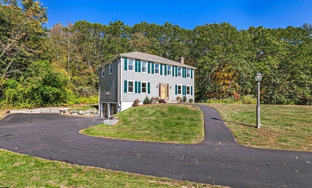 480 Sharpners Pond Road, North Andover, Massachusetts, 4 Bedrooms Bedrooms, 9 Rooms Rooms,2.5 BathroomsBathrooms,Residential,For Sale,Sharpners Pond Road,73441628