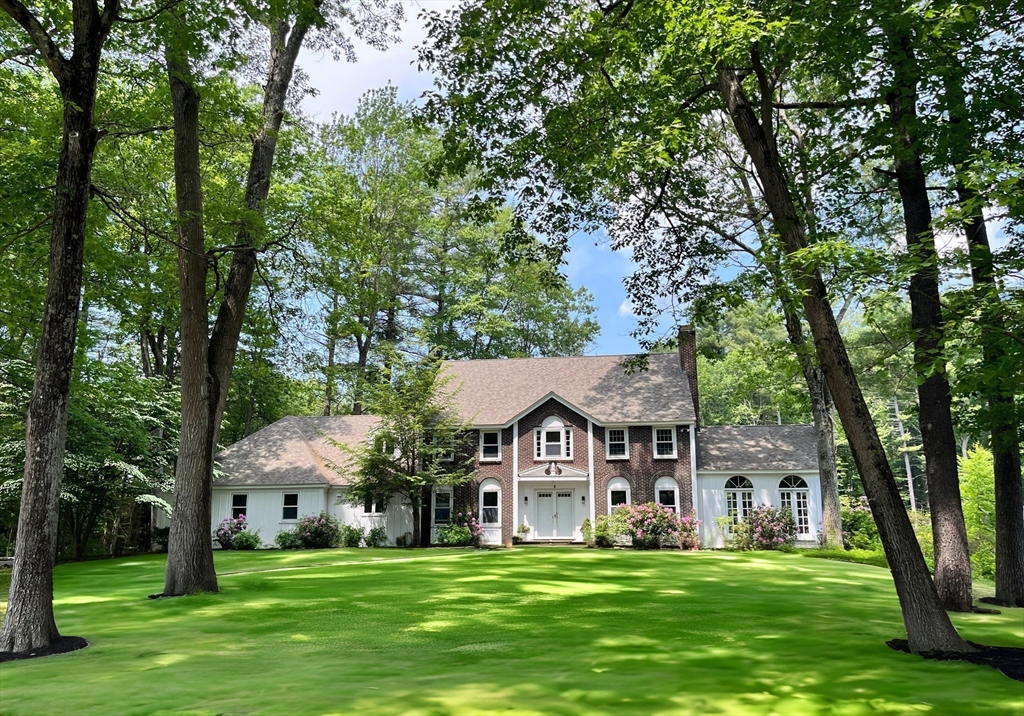 5 Taintor Dr, Sudbury, Massachusetts, 4 Bedrooms Bedrooms, 15 Rooms Rooms,4.5 BathroomsBathrooms,Residential,For Sale,Taintor Dr,73387253