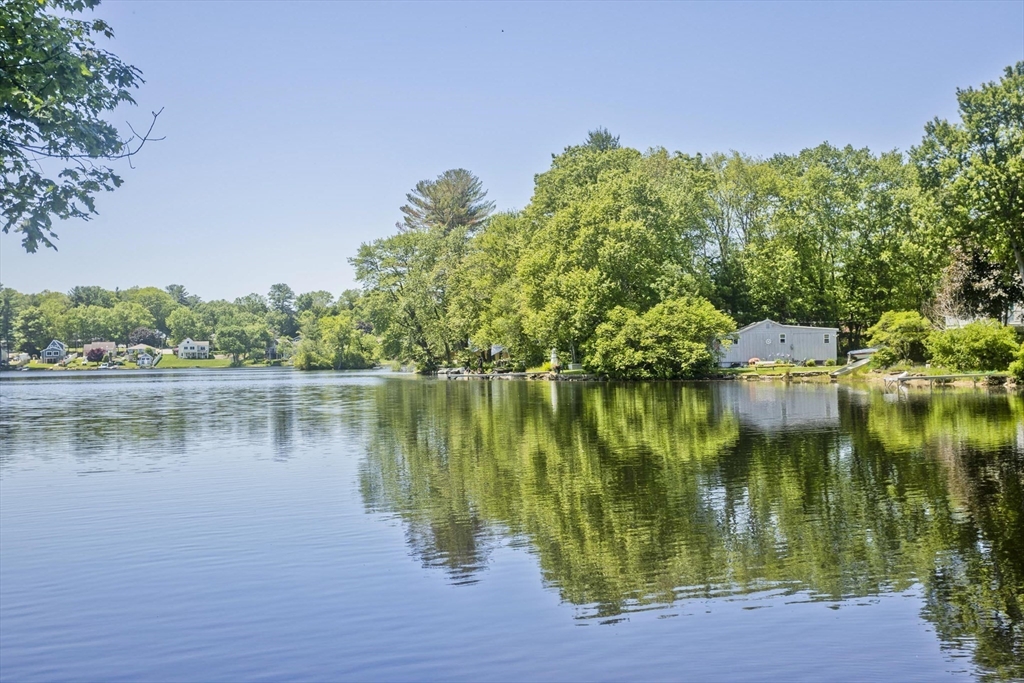 72 Flaxfield Rd, Dudley, Massachusetts, 3 Bedrooms Bedrooms, 6 Rooms Rooms,3 BathroomsBathrooms,Residential,For Sale,Flaxfield Rd,73420544