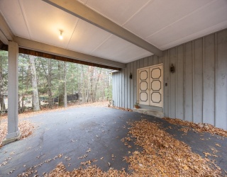 90 Blueberry Lane, Westwood, Massachusetts, 3 Bedrooms Bedrooms, 7 Rooms Rooms,2 BathroomsBathrooms,Residential,For Sale,Blueberry Lane,73459555