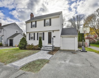 10 Converse St, Wakefield, Massachusetts, 3 Bedrooms Bedrooms, 7 Rooms Rooms,1.5 BathroomsBathrooms,Residential,For Sale,Converse St,73455908