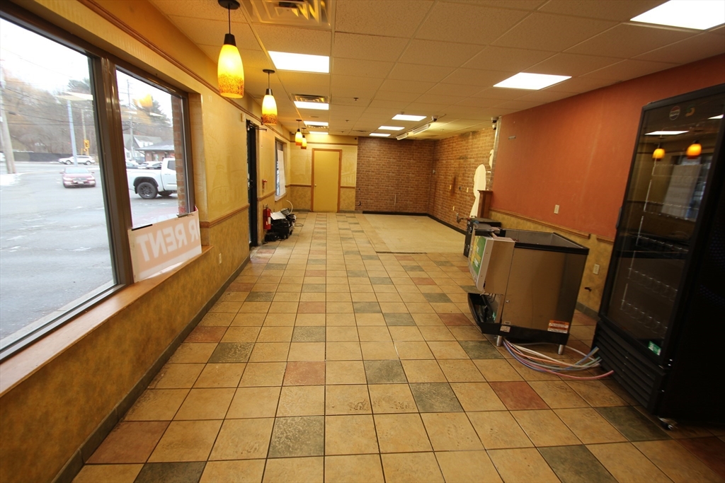4 Lowell, North Reading, Massachusetts, ,Commercial Lease,For Rent,Lowell,73464232