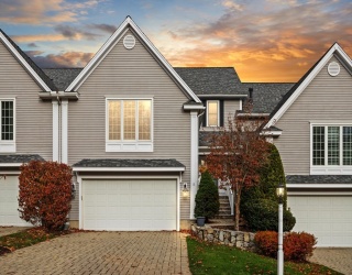 5 Caileigh Ct, Andover, Massachusetts, 2 Bedrooms Bedrooms, 8 Rooms Rooms,2.5 BathroomsBathrooms,Residential Lease,For Rent,Caileigh Ct,73456159