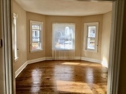 43 Prospect Ave, Norwood, Massachusetts, 2 Bedrooms Bedrooms, 5 Rooms Rooms,1 BathroomBathrooms,Residential Lease,For Rent,Prospect Ave,73461914