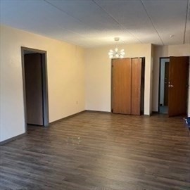 131 Franklin Street, Stoneham, Massachusetts, 2 Bedrooms Bedrooms, 5 Rooms Rooms,2 BathroomsBathrooms,Residential Lease,For Rent,Franklin Street,73433060