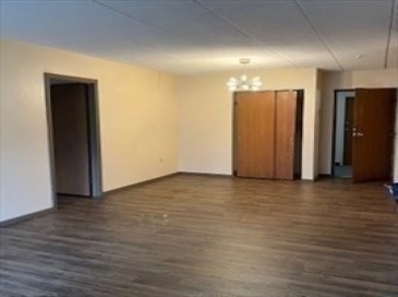 131 Franklin Street, Stoneham, Massachusetts, 2 Bedrooms Bedrooms, 5 Rooms Rooms,2 BathroomsBathrooms,Residential Lease,For Rent,Franklin Street,73433060