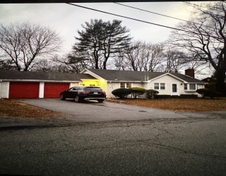 120 Roberts Ave, Holbrook, Massachusetts, 4 Bedrooms Bedrooms, 7 Rooms Rooms,1 BathroomBathrooms,Residential,For Sale,Roberts Ave,73464446