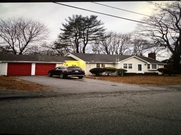 120 Roberts Ave, Holbrook, Massachusetts, 4 Bedrooms Bedrooms, 7 Rooms Rooms,1 BathroomBathrooms,Residential,For Sale,Roberts Ave,73464446