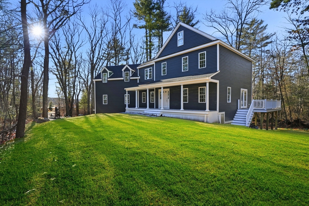 95 Stony Brook Lane, Norwell, Massachusetts, 3 Bedrooms Bedrooms, 13 Rooms Rooms,3.5 BathroomsBathrooms,Residential,For Sale,Stony Brook Lane,73464469