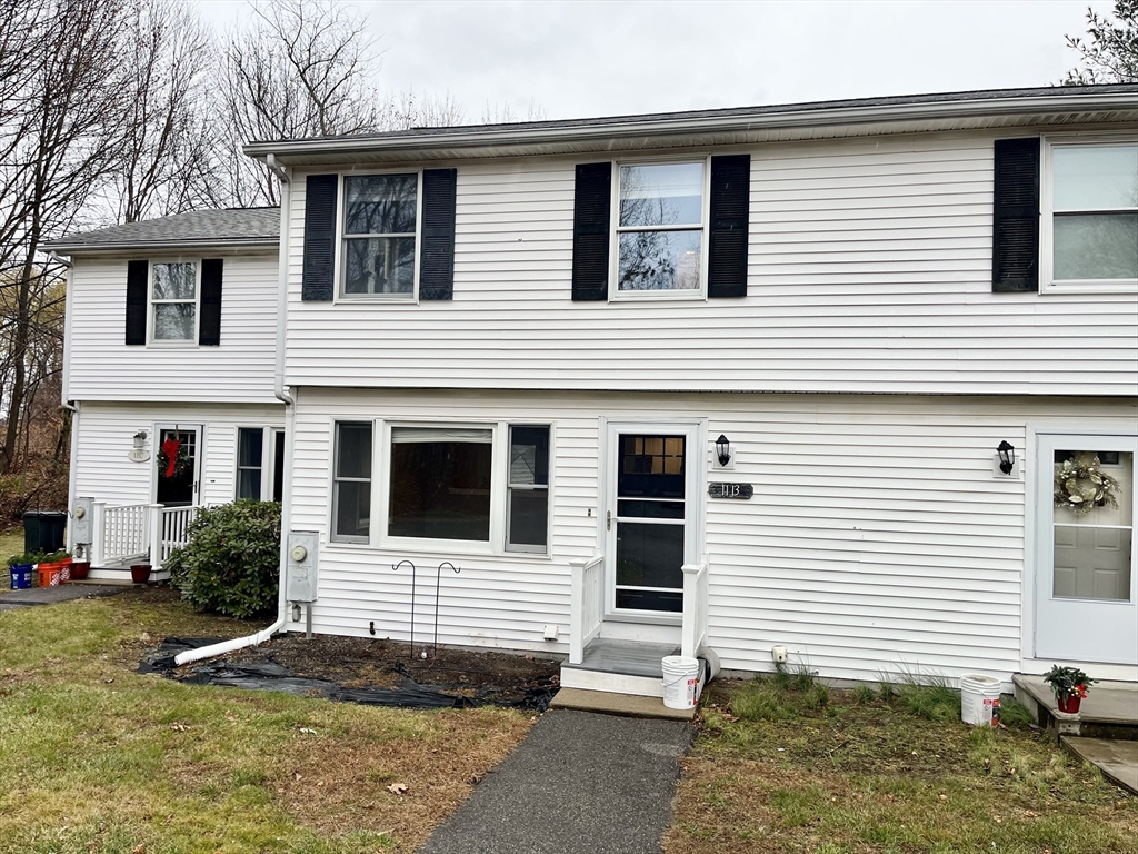 11 Jones Landing, Walpole, Massachusetts, 2 Bedrooms Bedrooms, 4 Rooms Rooms,1.5 BathroomsBathrooms,Residential Lease,For Rent,Jones Landing,73459664