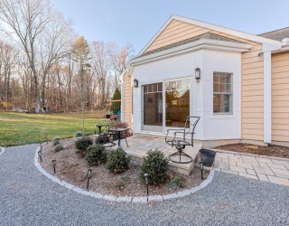 15 Warren Street, Westborough, Massachusetts, 1 Bedroom Bedrooms, 4 Rooms Rooms,1.5 BathroomsBathrooms,Residential Lease,For Rent,Warren Street,73457438