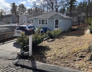 8 Sunrise Ave, Billerica, Massachusetts, 2 Bedrooms Bedrooms, 5 Rooms Rooms,1 BathroomBathrooms,Residential Lease,For Rent,Sunrise Ave,73464539