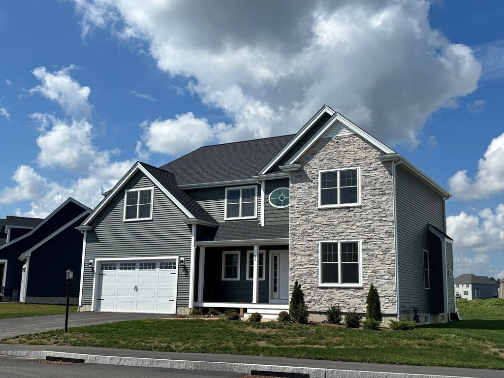 81 Pratt Avenue, Bridgewater, Massachusetts, 3 Bedrooms Bedrooms, 7 Rooms Rooms,2.5 BathroomsBathrooms,Residential,For Sale,Pratt Avenue,73464695