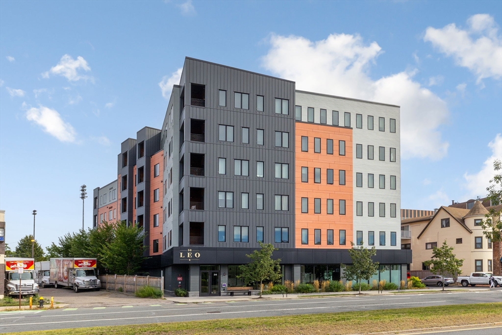 50 Leo M Birmingham Pkwy, Boston, Massachusetts, 1 Bedroom Bedrooms, 3 Rooms Rooms,1 BathroomBathrooms,Residential,For Sale,Leo M Birmingham Pkwy,73464652