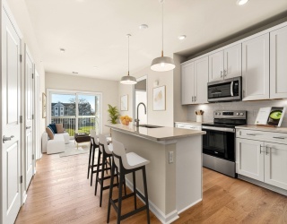 5 Peters Farm Way, Westborough, Massachusetts, 2 Bedrooms Bedrooms, 5 Rooms Rooms,2 BathroomsBathrooms,Residential,For Sale,Peters Farm Way,73464741