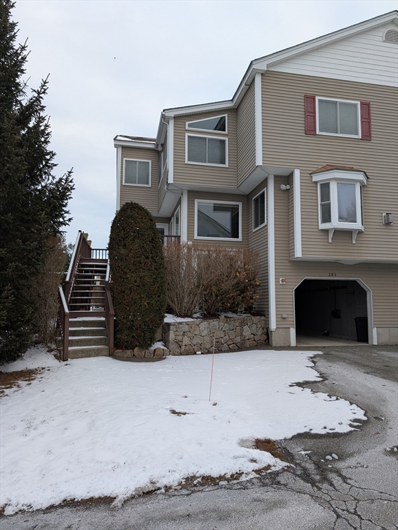 285 America Blvd, Ashland, Massachusetts, 2 Bedrooms Bedrooms, 6 Rooms Rooms,2.5 BathroomsBathrooms,Residential Lease,For Rent,America Blvd,73464742