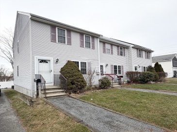 754 Hood St, Fall River, Massachusetts, 2 Bedrooms Bedrooms, 6 Rooms Rooms,1.5 BathroomsBathrooms,Residential,For Sale,Hood St,73464808