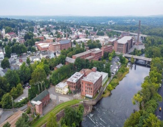 35 Lower Grape St, Chicopee, Massachusetts, ,Commercial Sale,For Sale,Lower Grape St,73464831