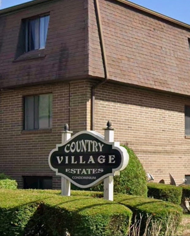 2 Karena Dr, Taunton, Massachusetts, 2 Bedrooms Bedrooms, 4 Rooms Rooms,1 BathroomBathrooms,Residential Lease,For Rent,Karena Dr,73464846