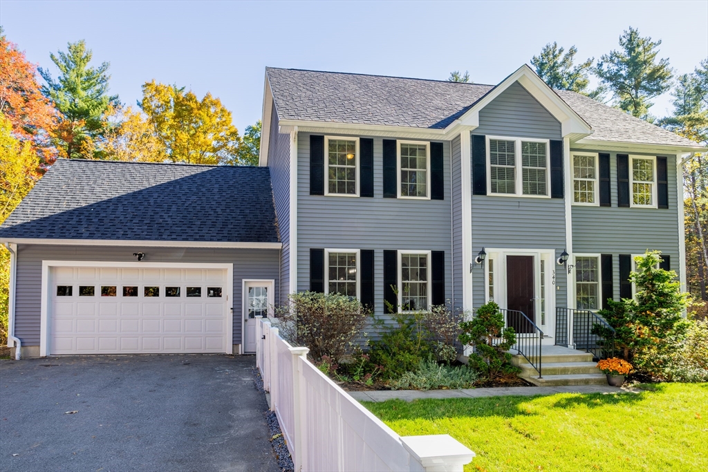 340 New West Townsend Road, Lunenburg, Massachusetts, 3 Bedrooms Bedrooms, 7 Rooms Rooms,2.5 BathroomsBathrooms,Residential,For Sale,New West Townsend Road,73447198