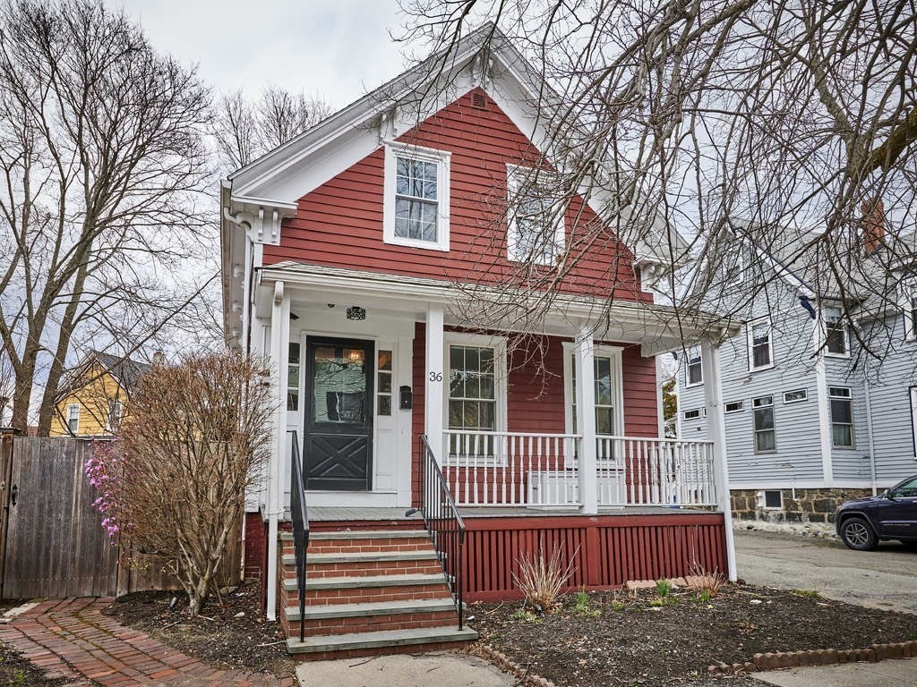 36 E Foster, Melrose, Massachusetts, 4 Bedrooms Bedrooms, 7 Rooms Rooms,2 BathroomsBathrooms,Residential Lease,For Rent,E Foster,73449635