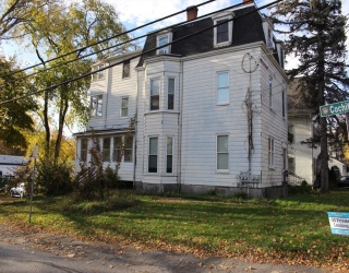 24 N Main St, Natick, Massachusetts, 3 Bedrooms Bedrooms, 5 Rooms Rooms,1 BathroomBathrooms,Residential Lease,For Rent,N Main St,73464890