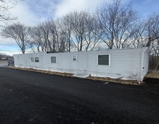 103 Newbury St, Danvers, Massachusetts, 2 Bedrooms Bedrooms, 4 Rooms Rooms,1 BathroomBathrooms,Residential,For Sale,Newbury St,73464933