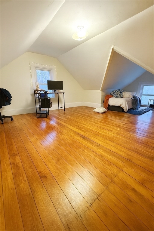 10 Eldora St, Boston, Massachusetts, 5 Bedrooms Bedrooms, 7 Rooms Rooms,1.5 BathroomsBathrooms,Residential Lease,For Rent,Eldora St,73464944