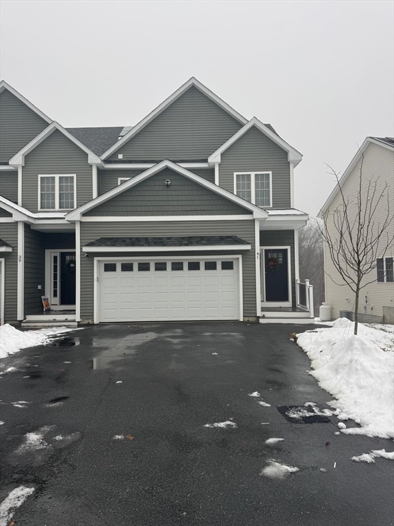 41 Modoc St, Worcester, Massachusetts, 3 Bedrooms Bedrooms, 7 Rooms Rooms,2.5 BathroomsBathrooms,Residential,For Sale,Modoc St,73464984