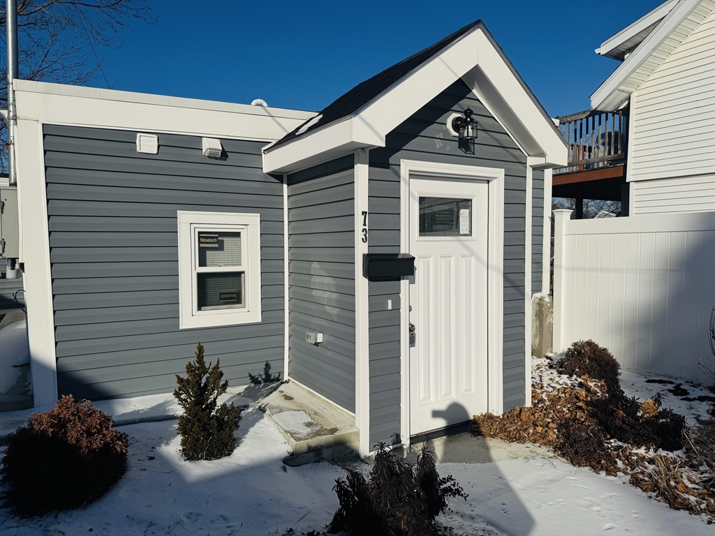 73 Victoria St, Revere, Massachusetts, 2 Bedrooms Bedrooms, 4 Rooms Rooms,1.5 BathroomsBathrooms,Residential,For Sale,Victoria St,73465096