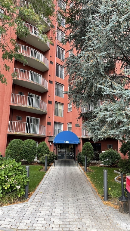 115 W Squantum St, Quincy, Massachusetts, 2 Bedrooms Bedrooms, 6 Rooms Rooms,2 BathroomsBathrooms,Residential Lease,For Rent,W Squantum St,73465128