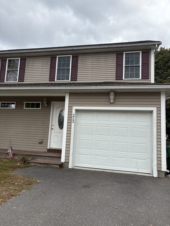 213 Skeele Street, Chicopee, Massachusetts, 3 Bedrooms Bedrooms, 6 Rooms Rooms,2 BathroomsBathrooms,Residential Lease,For Rent,Skeele Street,73465042