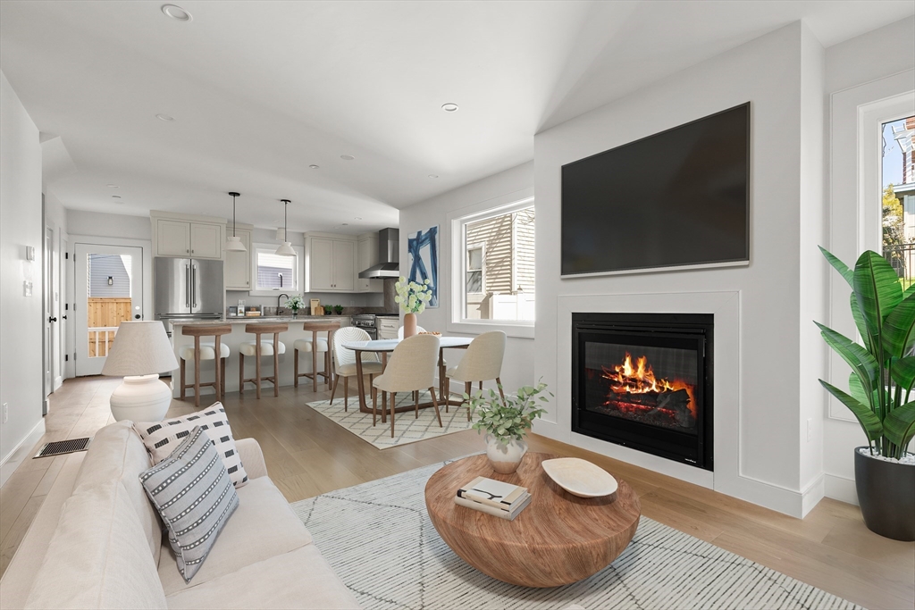 9 Armory St, Boston, Massachusetts, 3 Bedrooms Bedrooms, 8 Rooms Rooms,3.5 BathroomsBathrooms,Residential,For Sale,Armory St,73451438