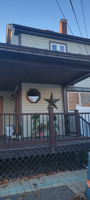 11 Walter, Boston, Massachusetts, 3 Bedrooms Bedrooms, 7 Rooms Rooms,1 BathroomBathrooms,Residential Lease,For Rent,Walter,73457528