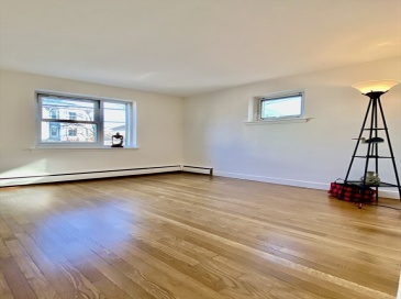 105 Chestnut St, Brookline, Massachusetts, 2 Bedrooms Bedrooms, 5 Rooms Rooms,1 BathroomBathrooms,Residential Lease,For Rent,Chestnut St,73464531